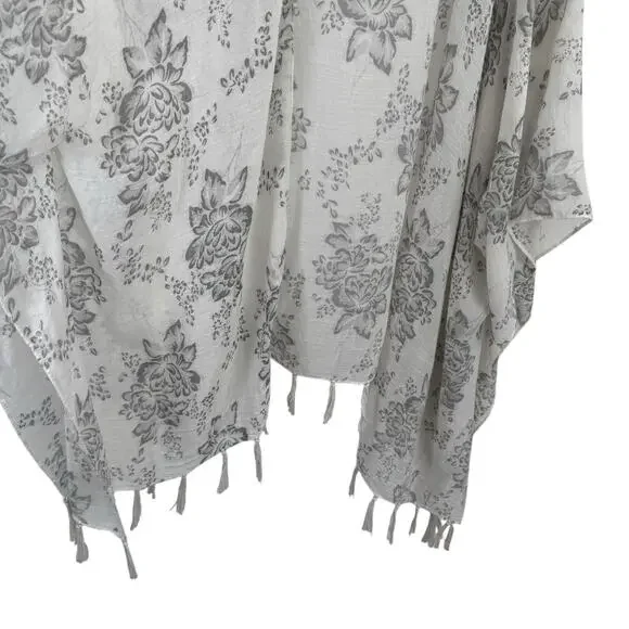 Natural Life Grey White Floral Kimono Wrap Shawl Boho Womens One Size - Picture 3 of 6